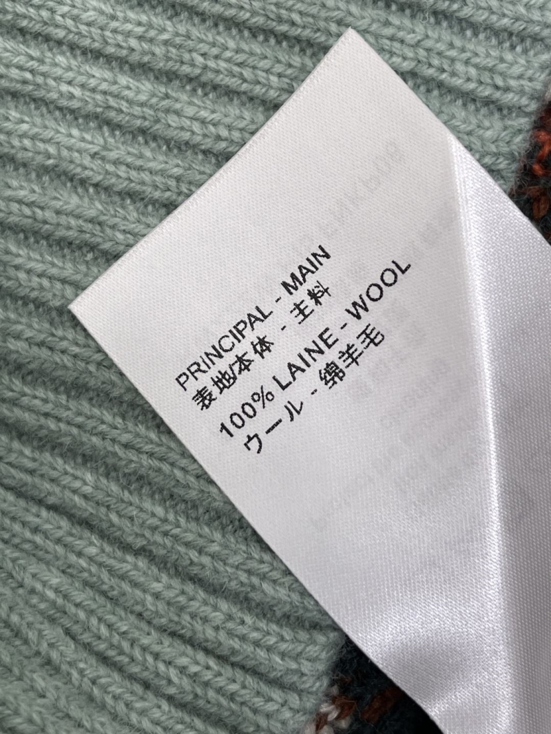 l0vis Vvtt0n sweaters